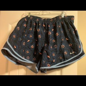 NWT Nike Plus Size Tempo Shorts